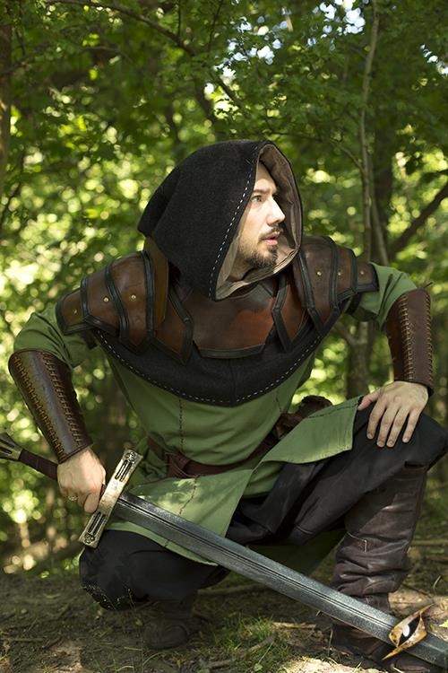 Lederschultern mit Kragen, braun/schwarz