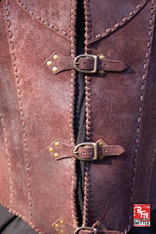 Bereit für den Kampf Leder Rüstung Veteran Braun