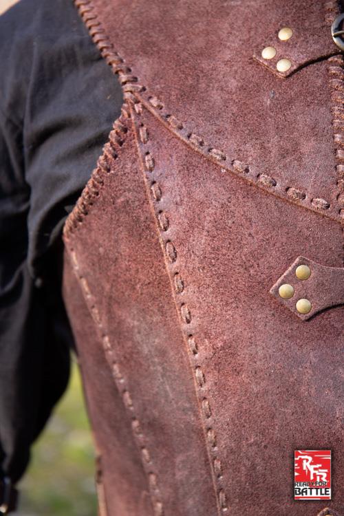 Bereit für den Kampf Leder Rüstung Veteran Braun