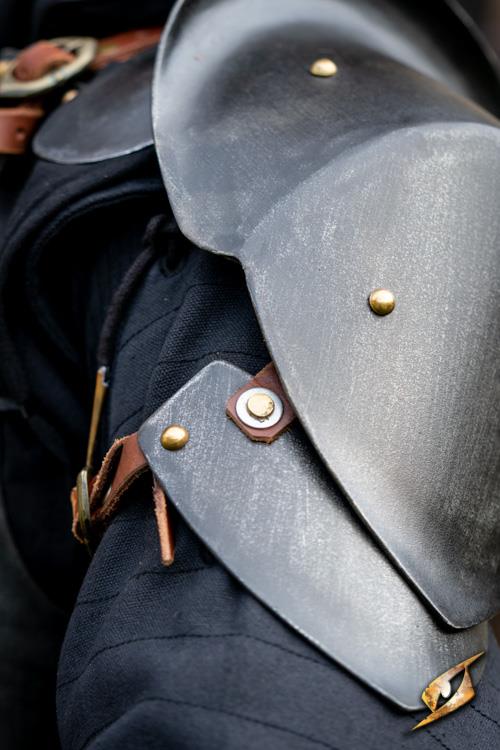 Schulterpanzer Renegade Episch Dunkel