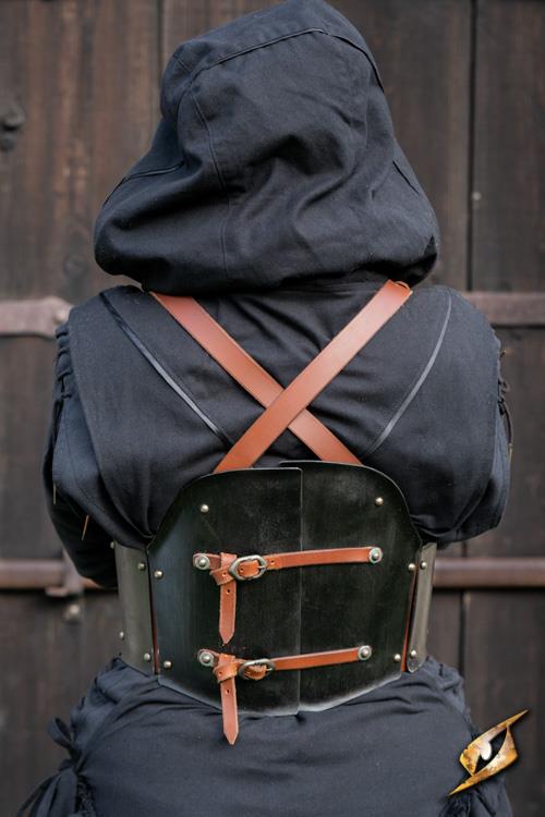 Cuirass Renegade Epic Dark translates to \"Brustpanzer Renegaten Episch Dunkel\" in German.