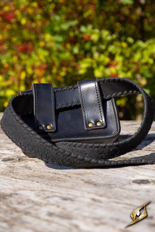 Große Krieger-Tasche aus Kunstleder in Schwarz