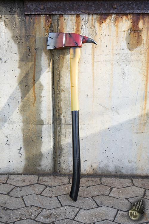 Dark Moon Fire Axe 92 cm Red/Natural