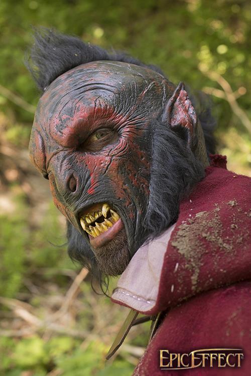 Maske Carnal Orc mit Mohawk und Koteletten Rot