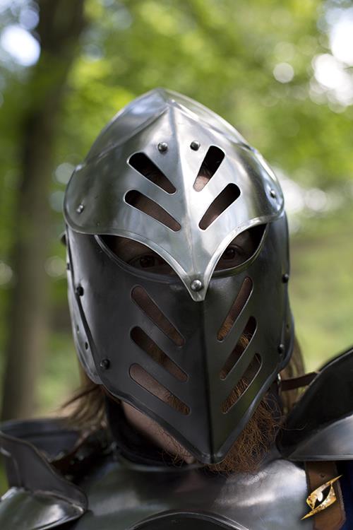 ConQuest Black Ice Helmet Polished Steel/Black