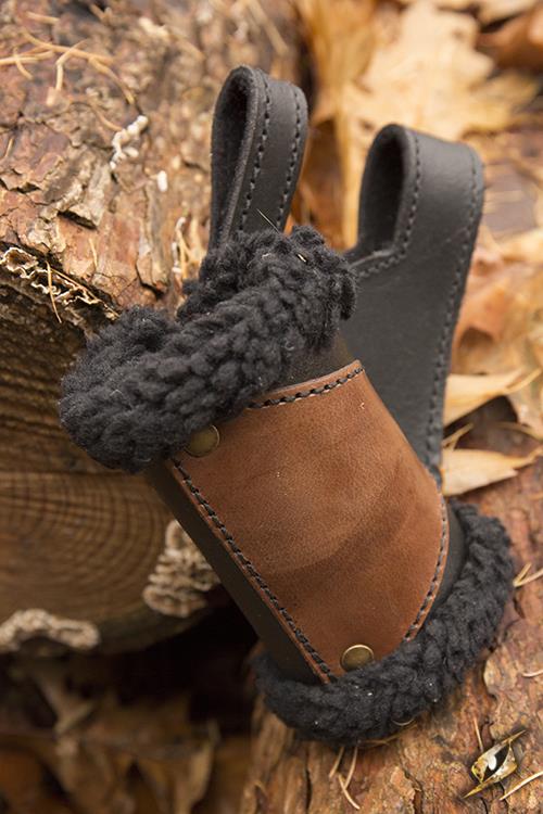 Left Hand Holder Fur Black/Brown