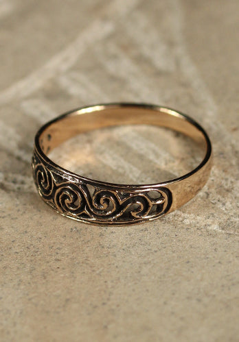 Celtic Ring Newgrange Bronze