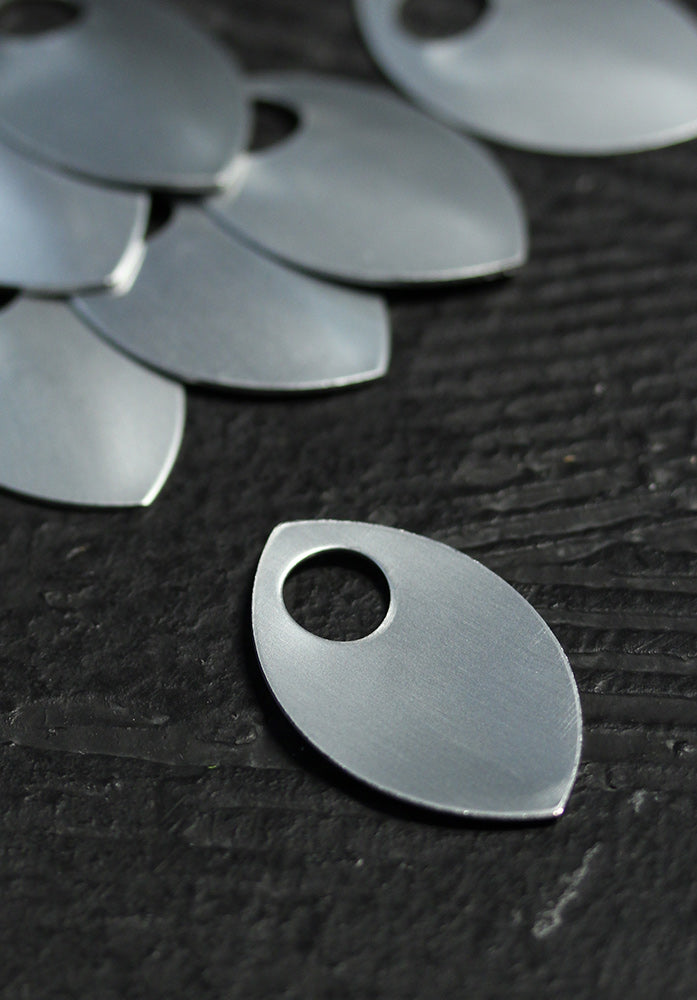 Scales Aluminium Groß, frost