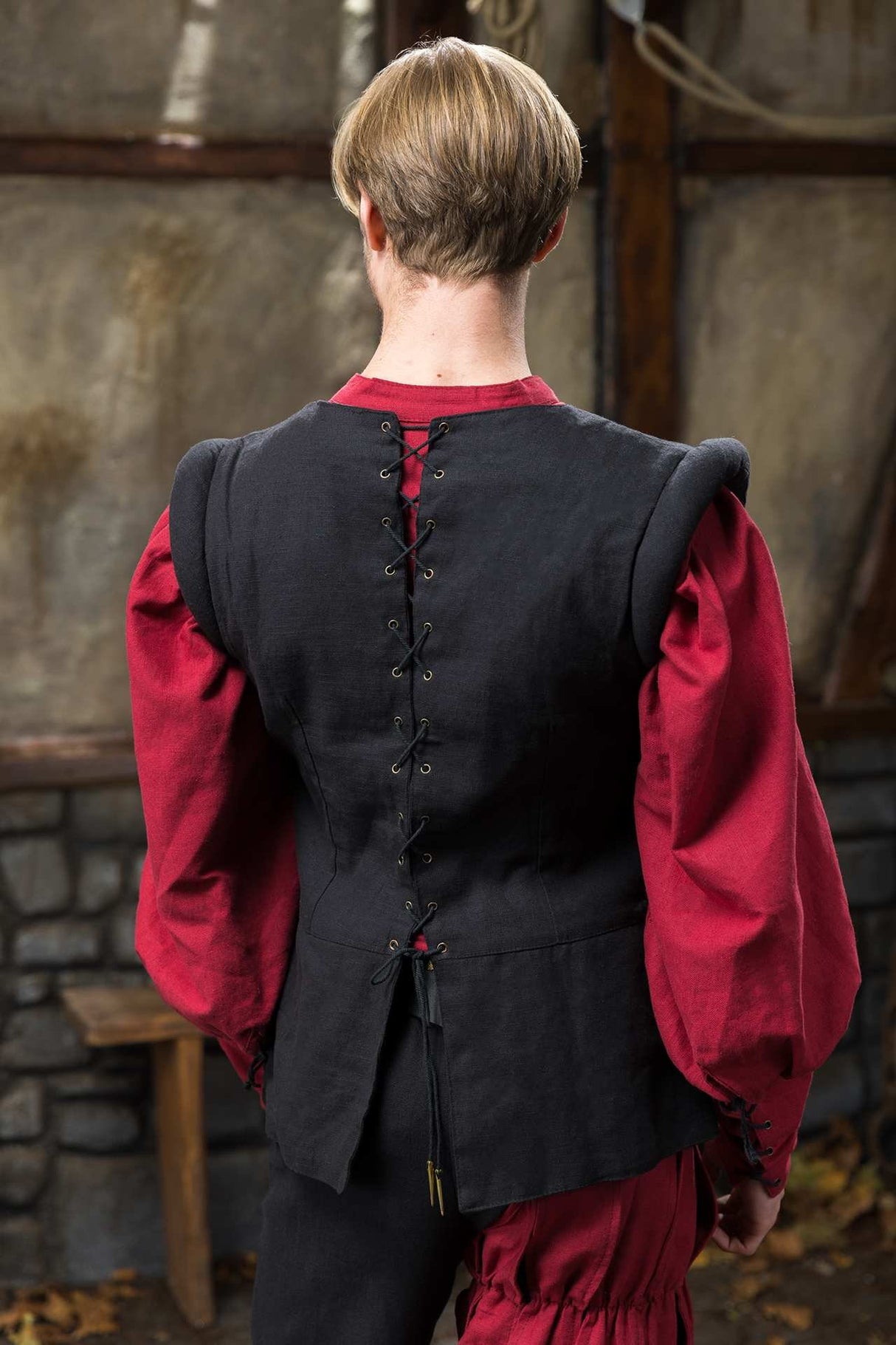 Warhammer Armoury Imperial Doublet Type B Black