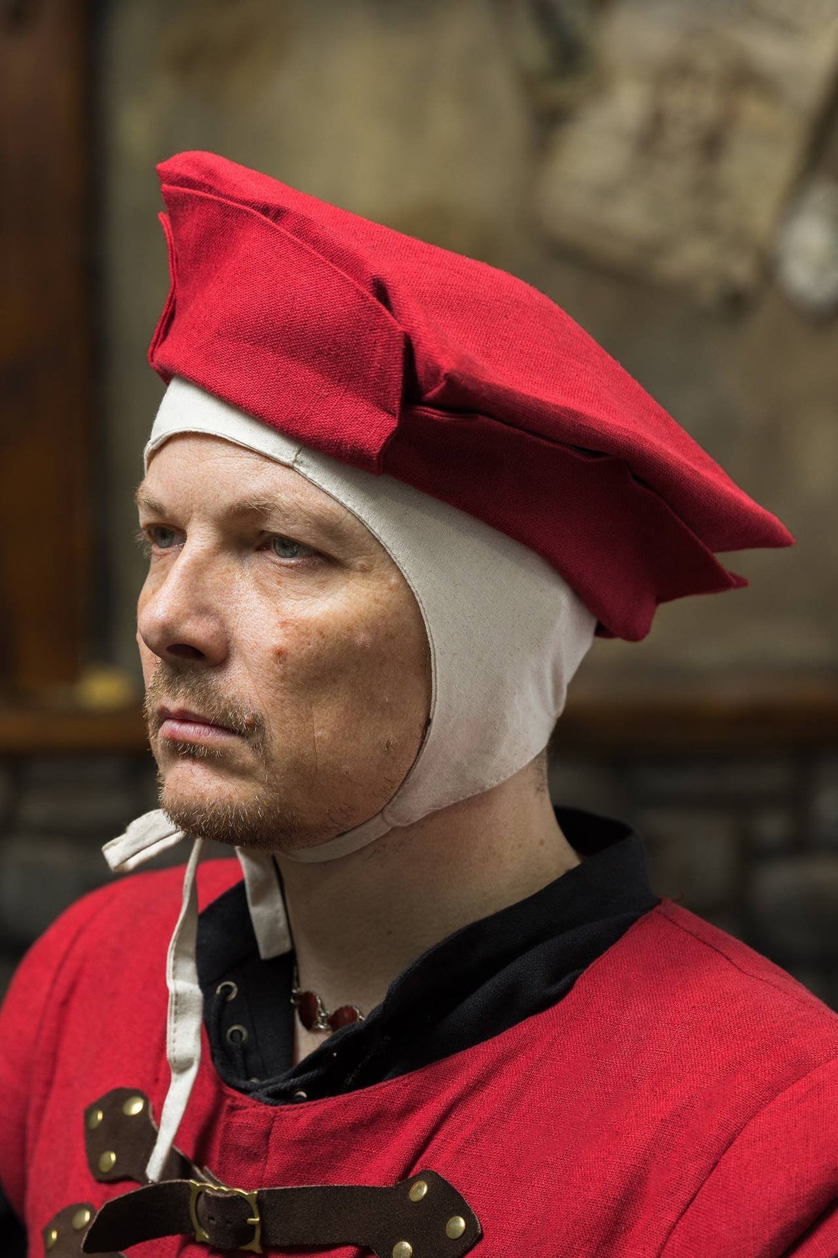 Warhammer Armoury Imperial Hat Type B Dark Red