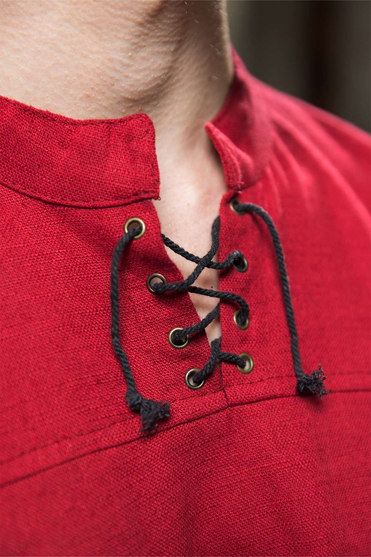 Warhammer Armoury Imperial Shirt Type B Dark Red