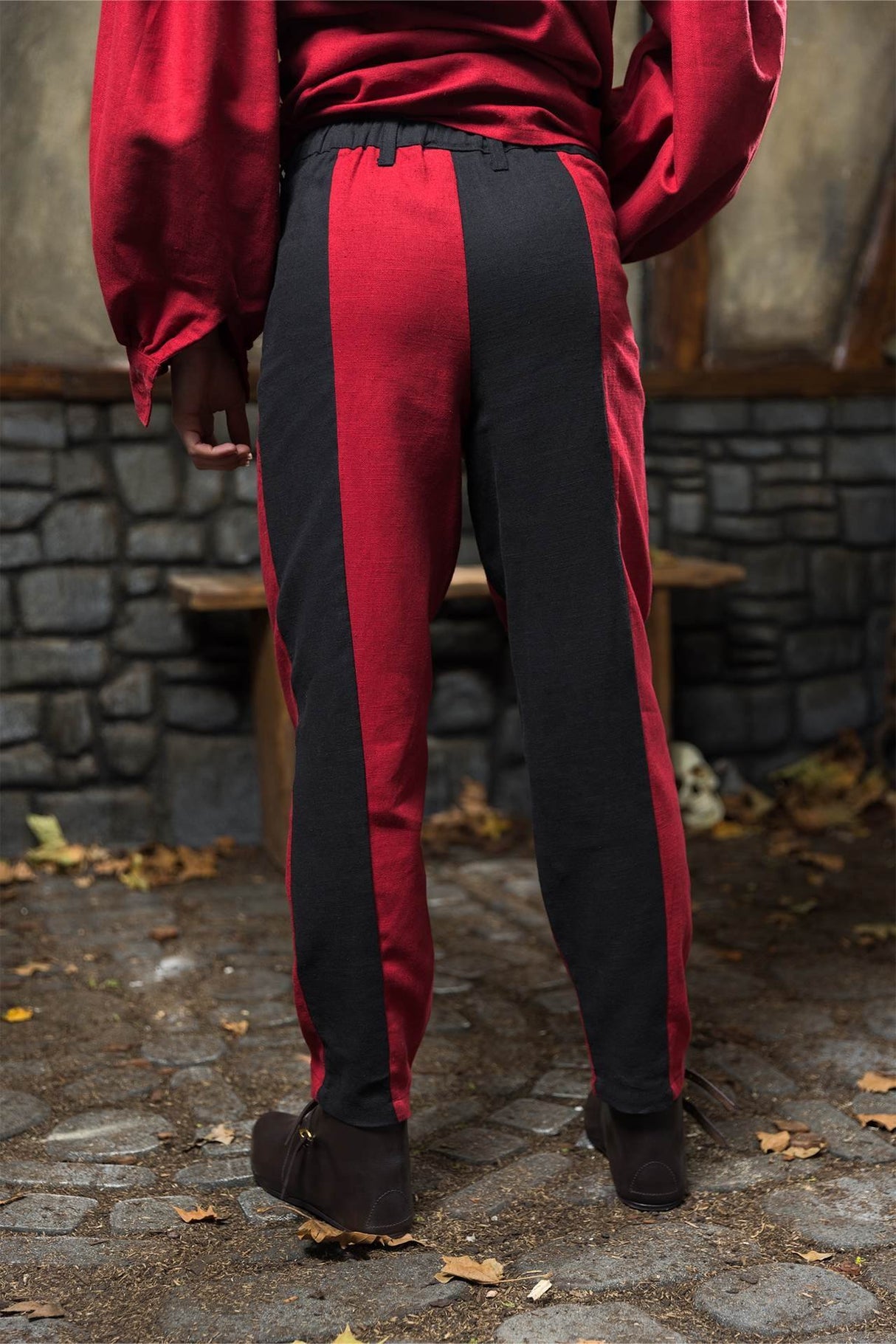 Warhammer Armoury Imperial Trousers Type B Black/Dark Red