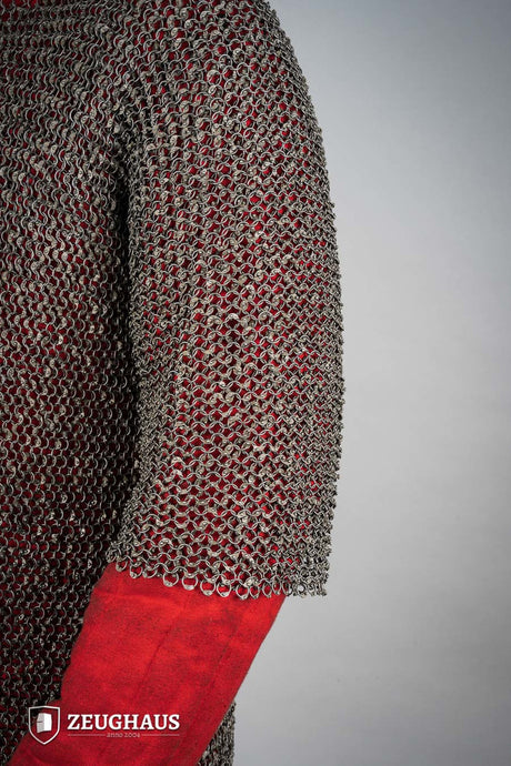 Haubergeon Kettenhemd 8 mm ID vernietete Rundringe geölt B-Stock