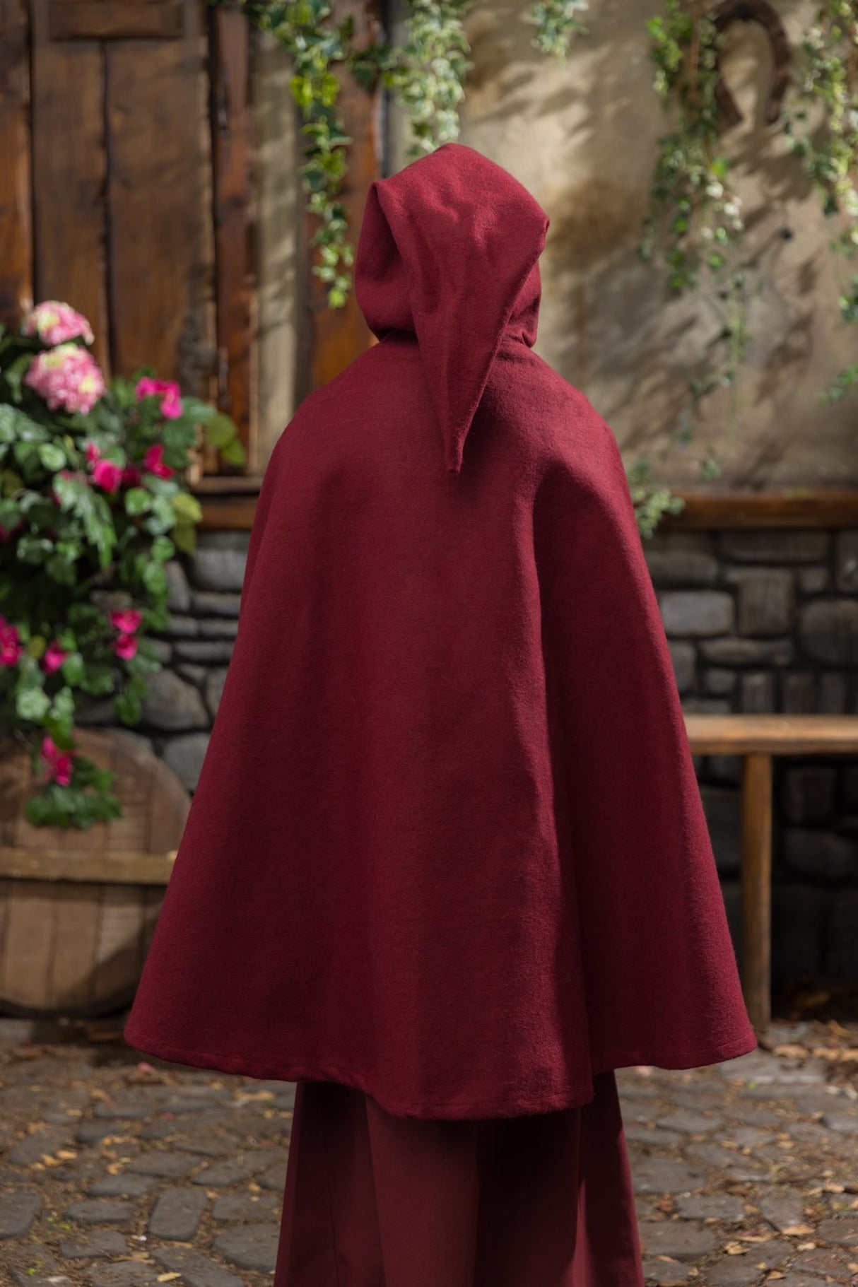 Children's Cape Leanaa Red