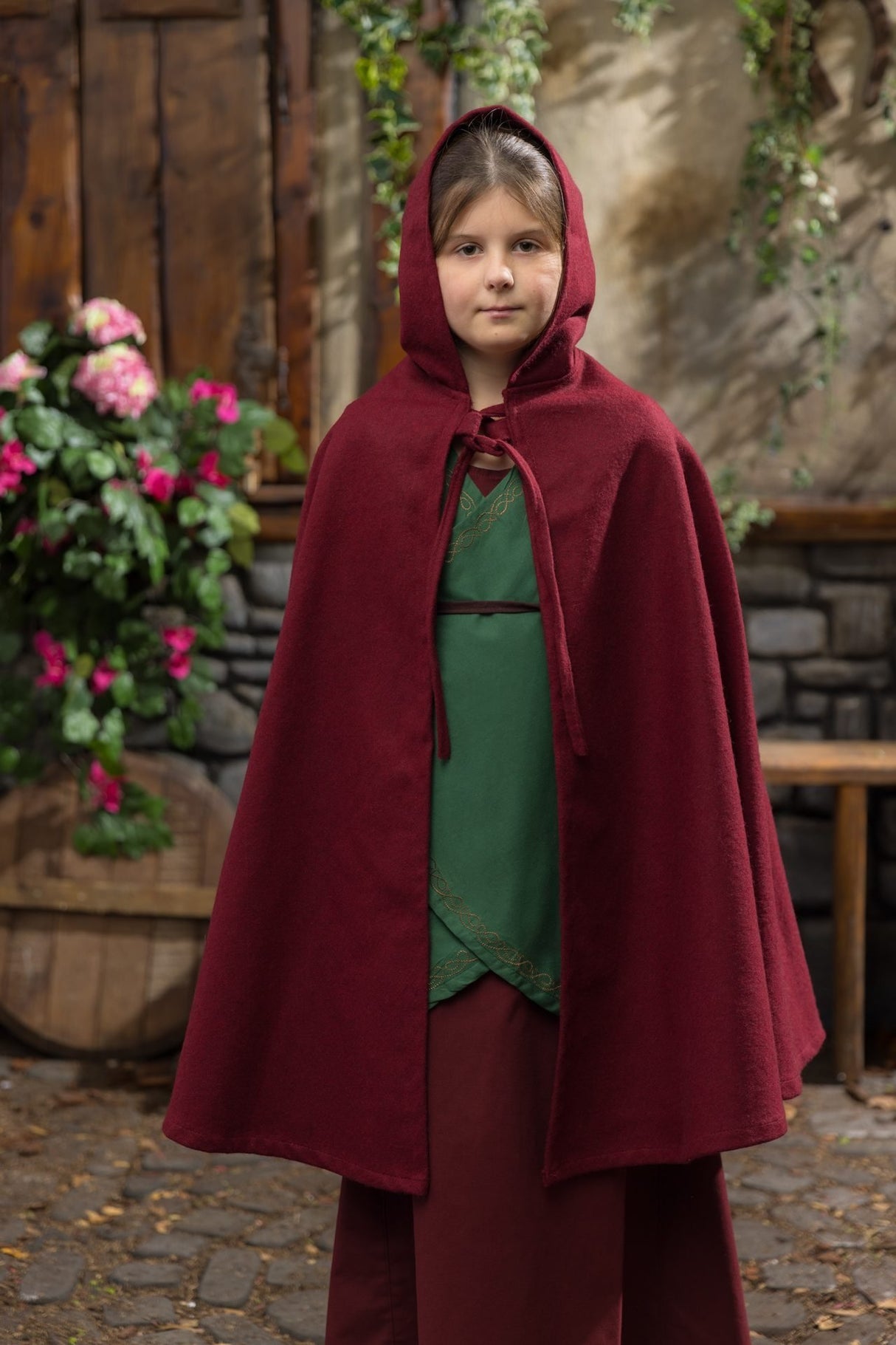 Children's Cape Leanaa Red