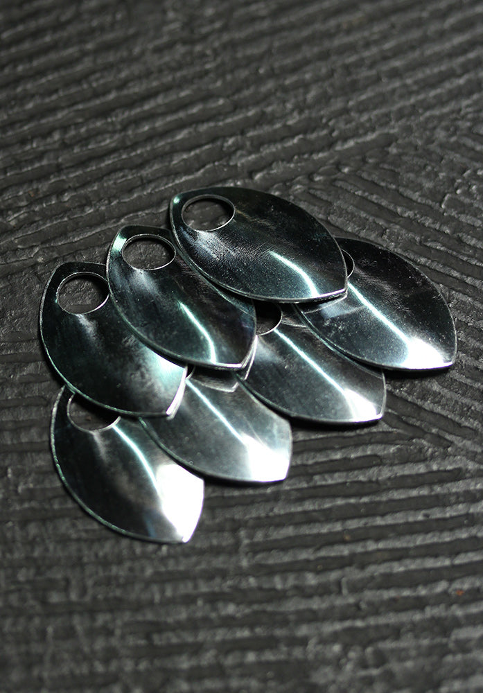 Large Scales 35mm Shiny Aluminium