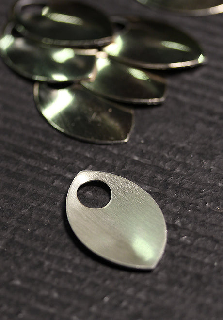 Scales Aluminium Medium, gold glänzend