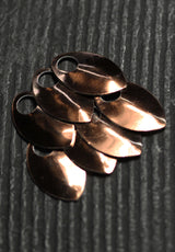 Medium Scales 28mm Shiny Copper