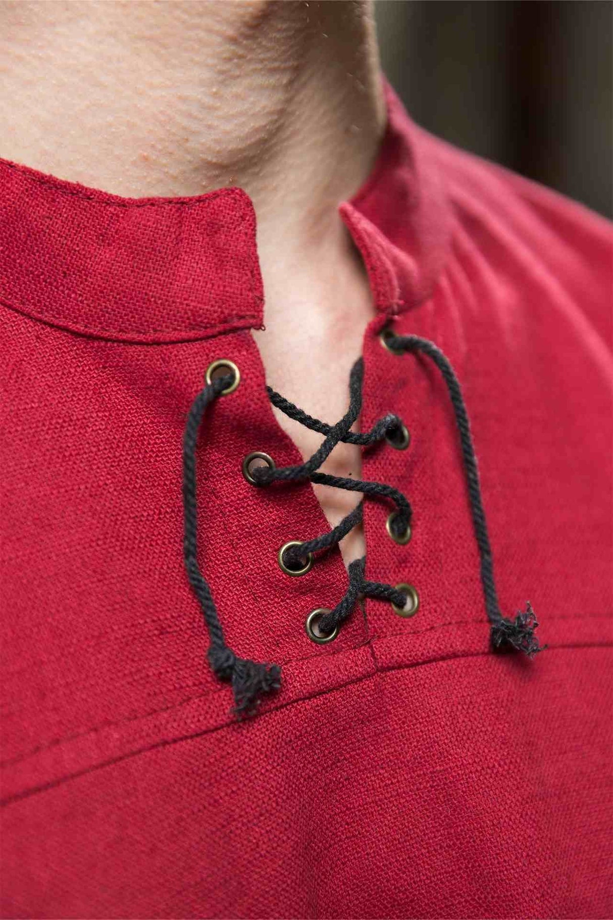 Warhammer Armoury Imperial Shirt Type B Dark Red