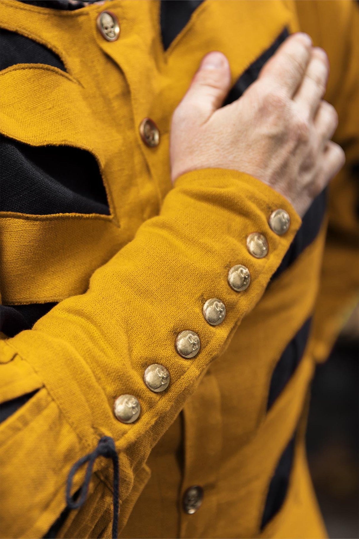 Warhammer Rüstkammer Imperialer Ärmel Typ C Gelb